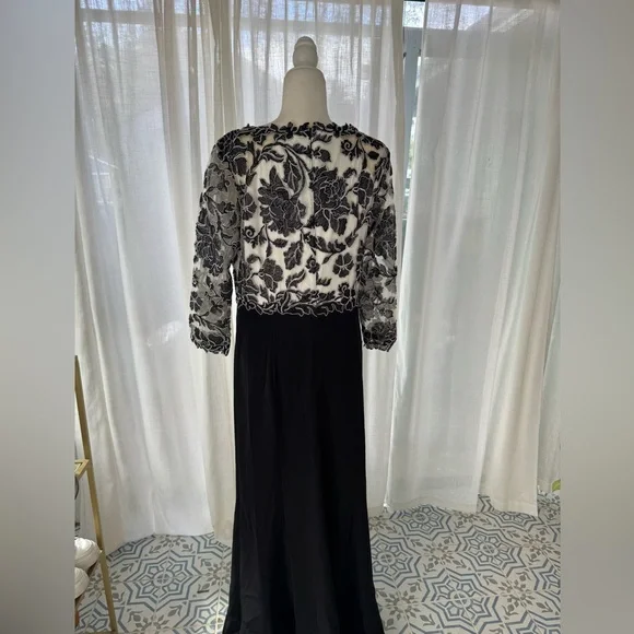 Tadashi Shoji Peony Embroidered Lace Top Black Ivory Gown Dress Size 16 - Picture 8 of 15